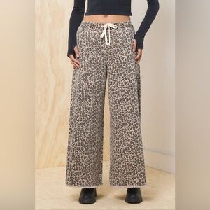 Vintage Havana Taupe and Dark Brown Leopard Wide Leg Pants